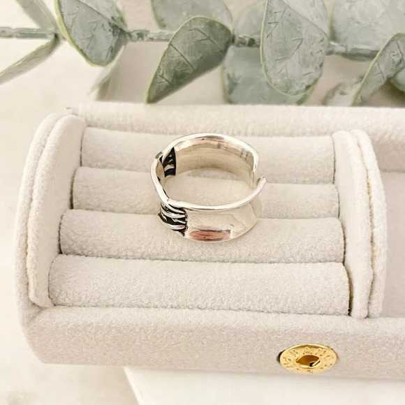 925 Sterling Silver Criss Cross Ring Geometric Ring Minimalist Ring Band - Picture 6 of 11